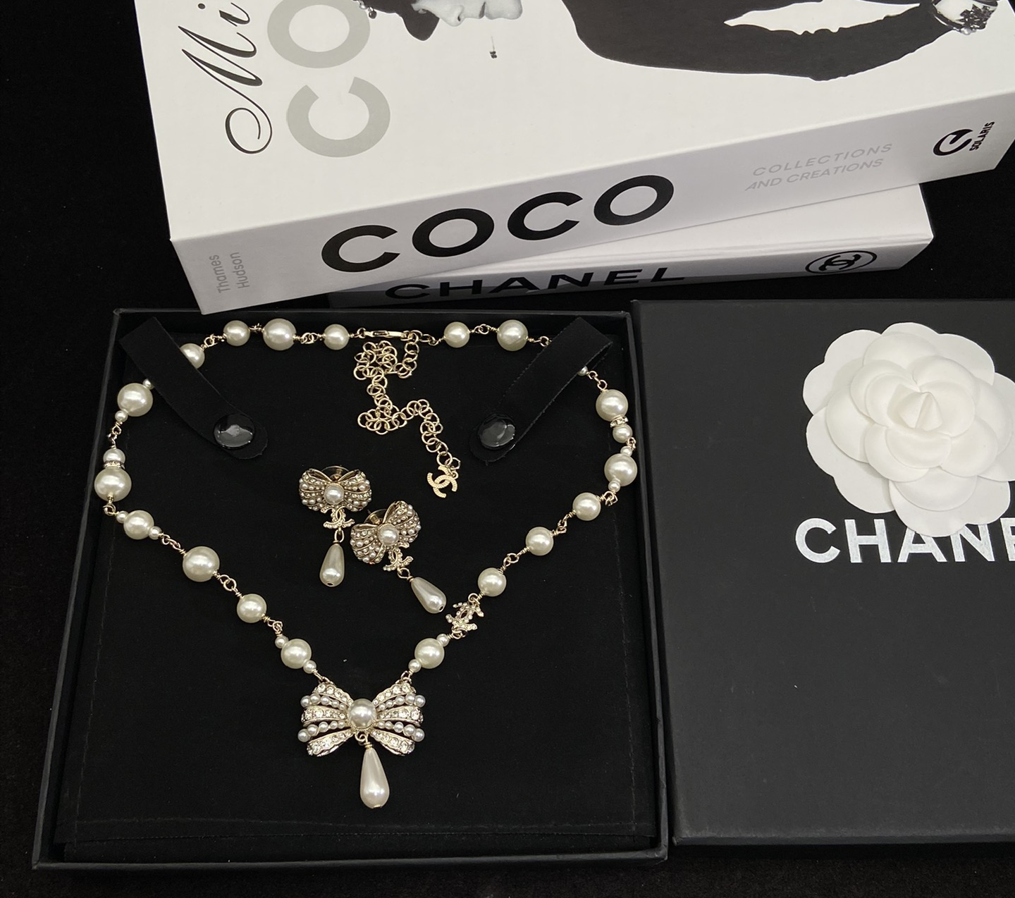 Pearl & Crystal Bow Pendant Necklace & Earrings Set