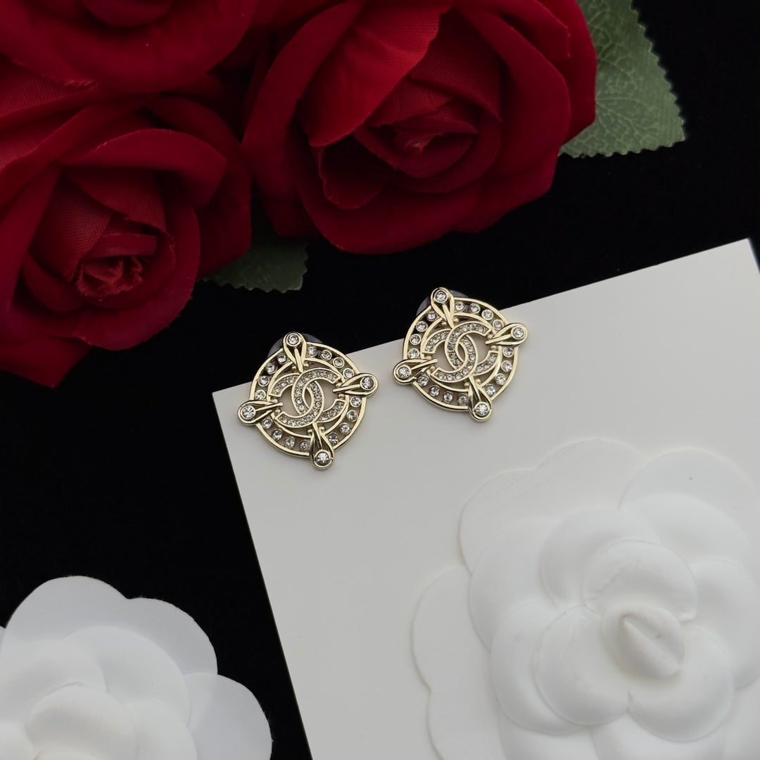 Crystal Floral Medallion Jewelry Set