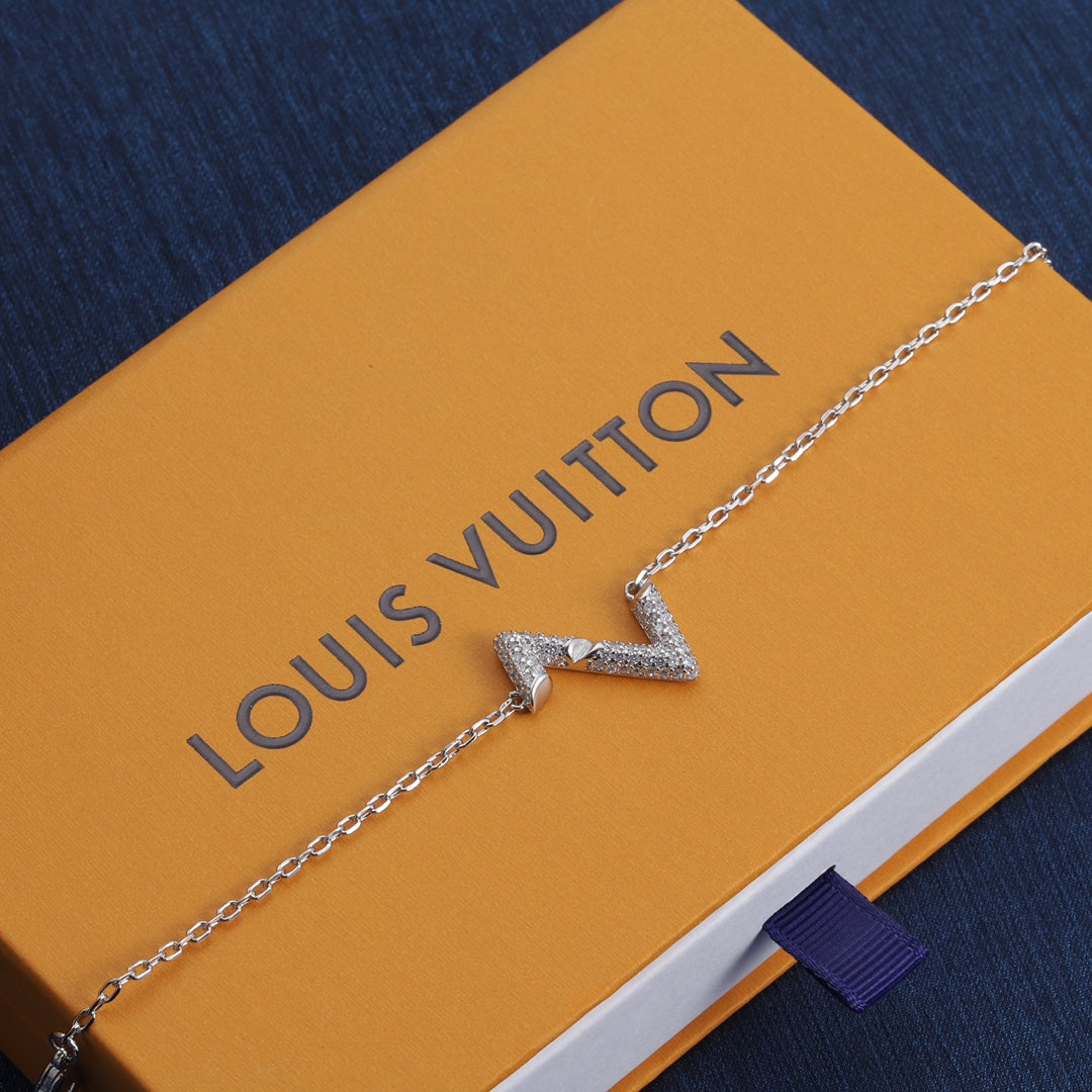 Crystal Pavé LV Letter Logo Jewelry Set
