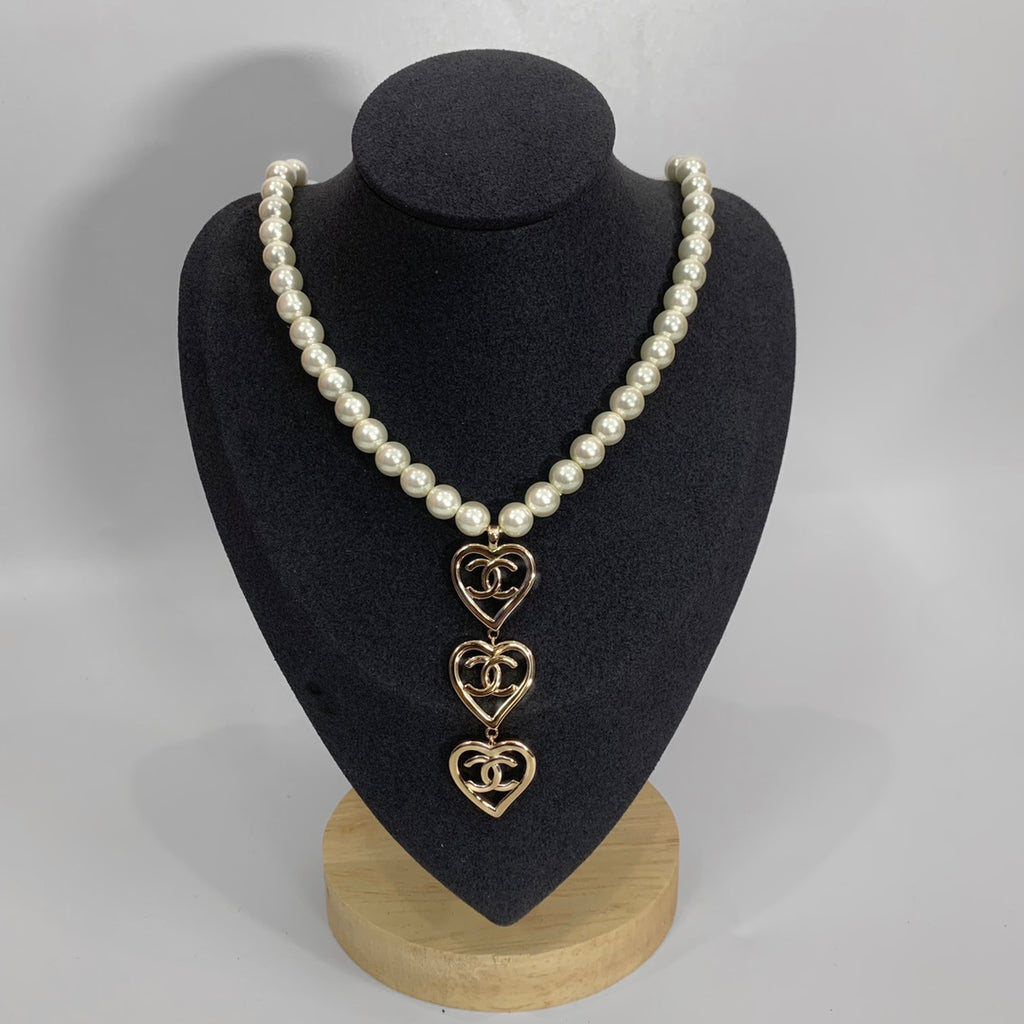 Pearl Strand Cascading Hollow Heart Charm Jewelry Set