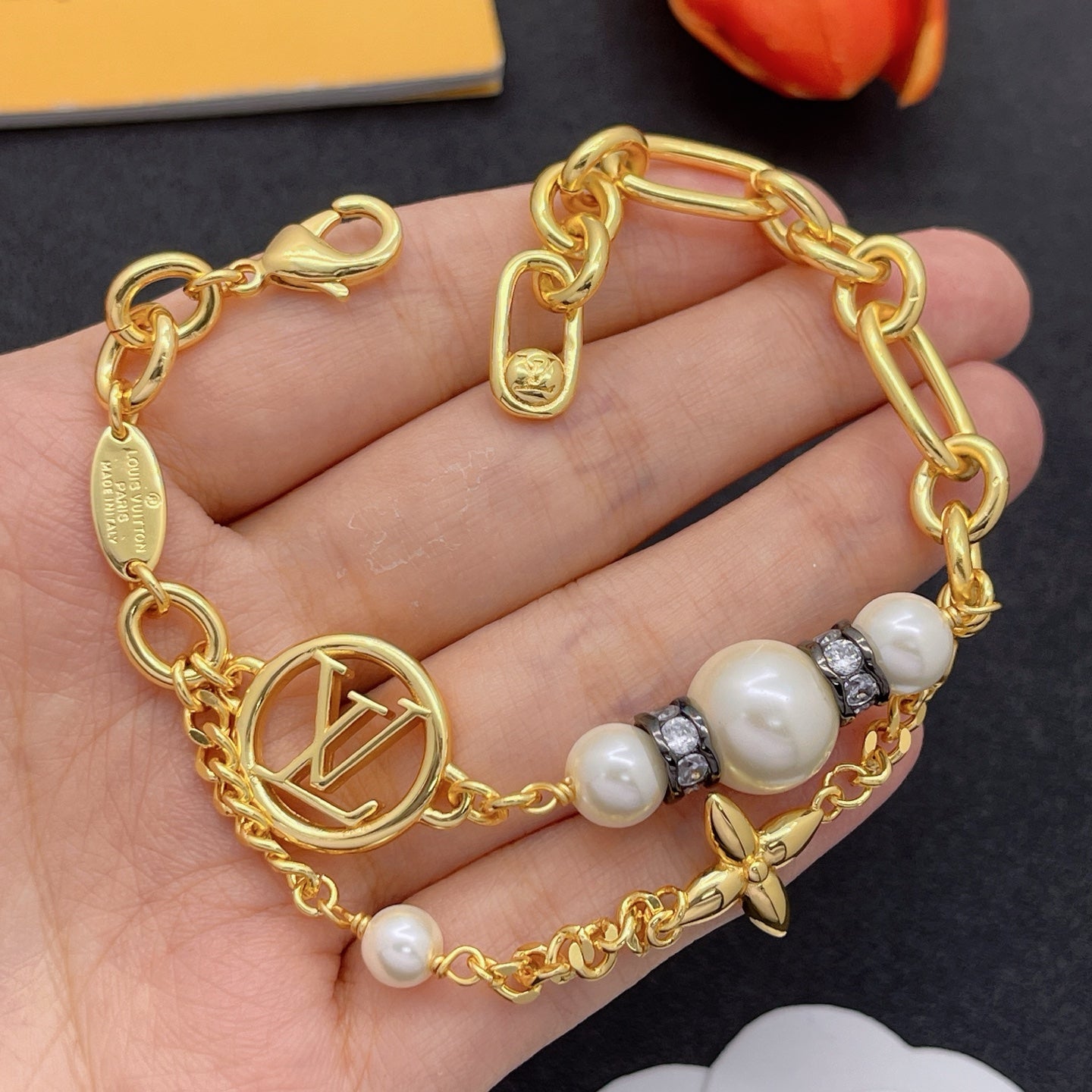 Chunky Pearl & Crystal Spacer Logo Chain Jewelry Set