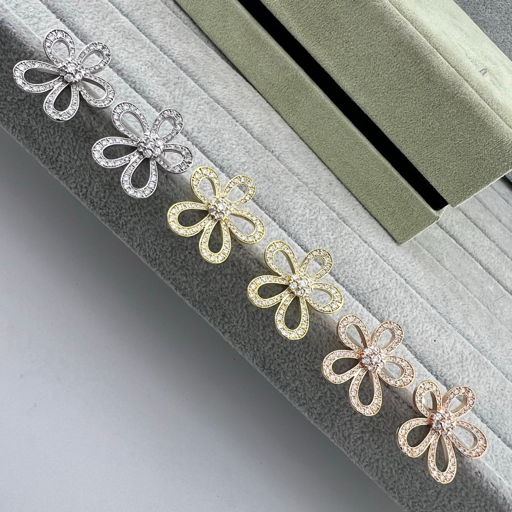 Full Diamond Sunflower Necklace