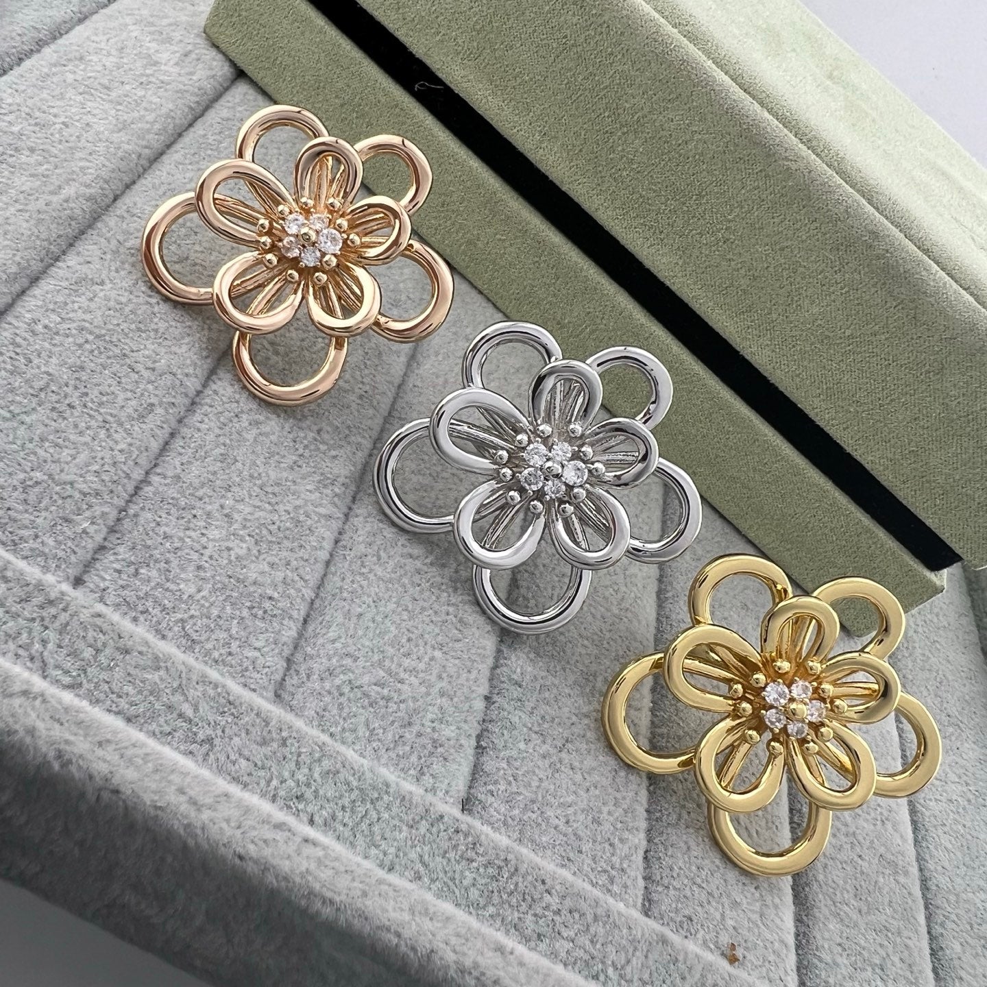 Lace Sunflower Ring