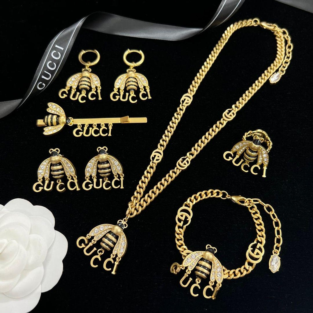 Vintage Gold Black Stripe Bee Spell-Out Logo Jewelry Set