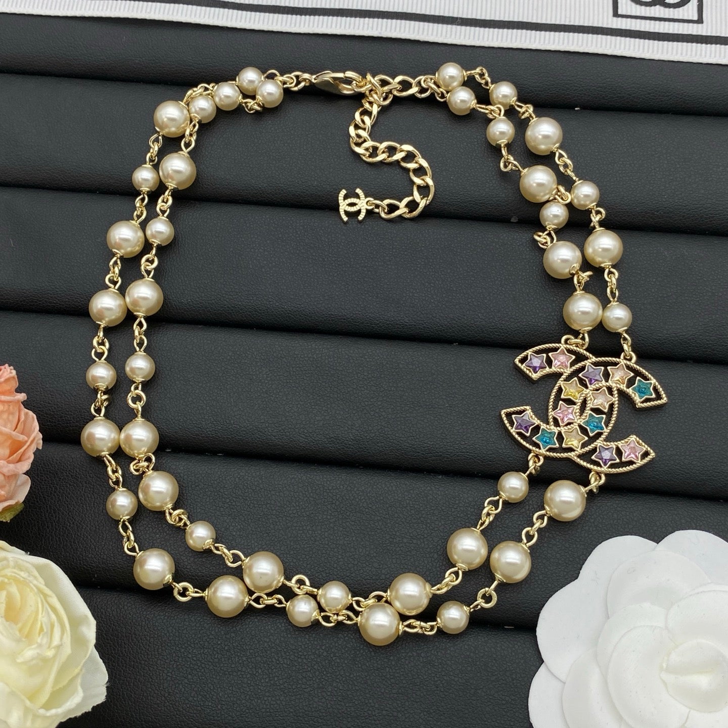 Pearl Beaded Long Necklace with Colorful Star Charm – Gold / Silver
