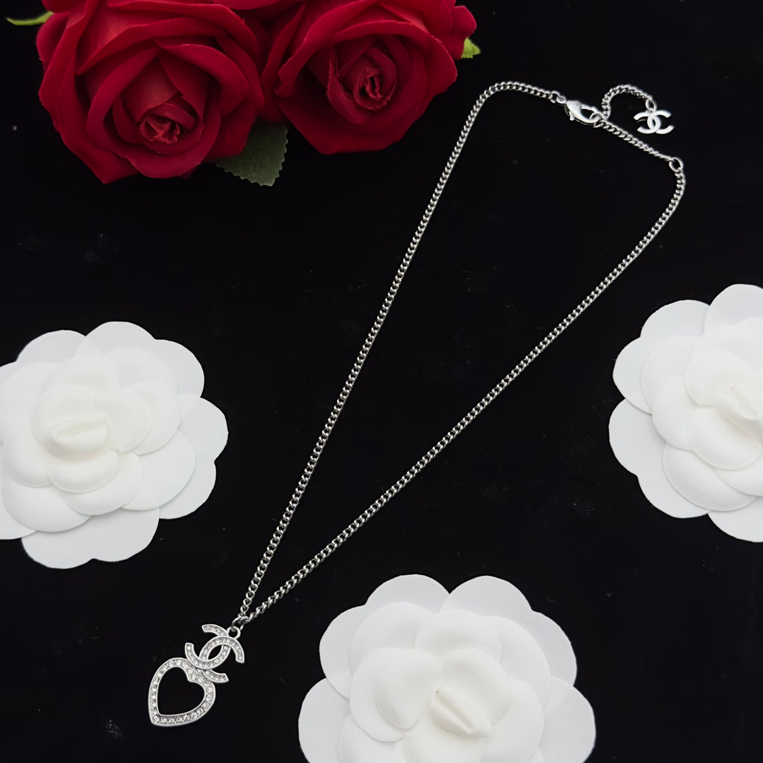 Crystal Interlocking Loop & Open Heart Charm Curb Chain Necklace