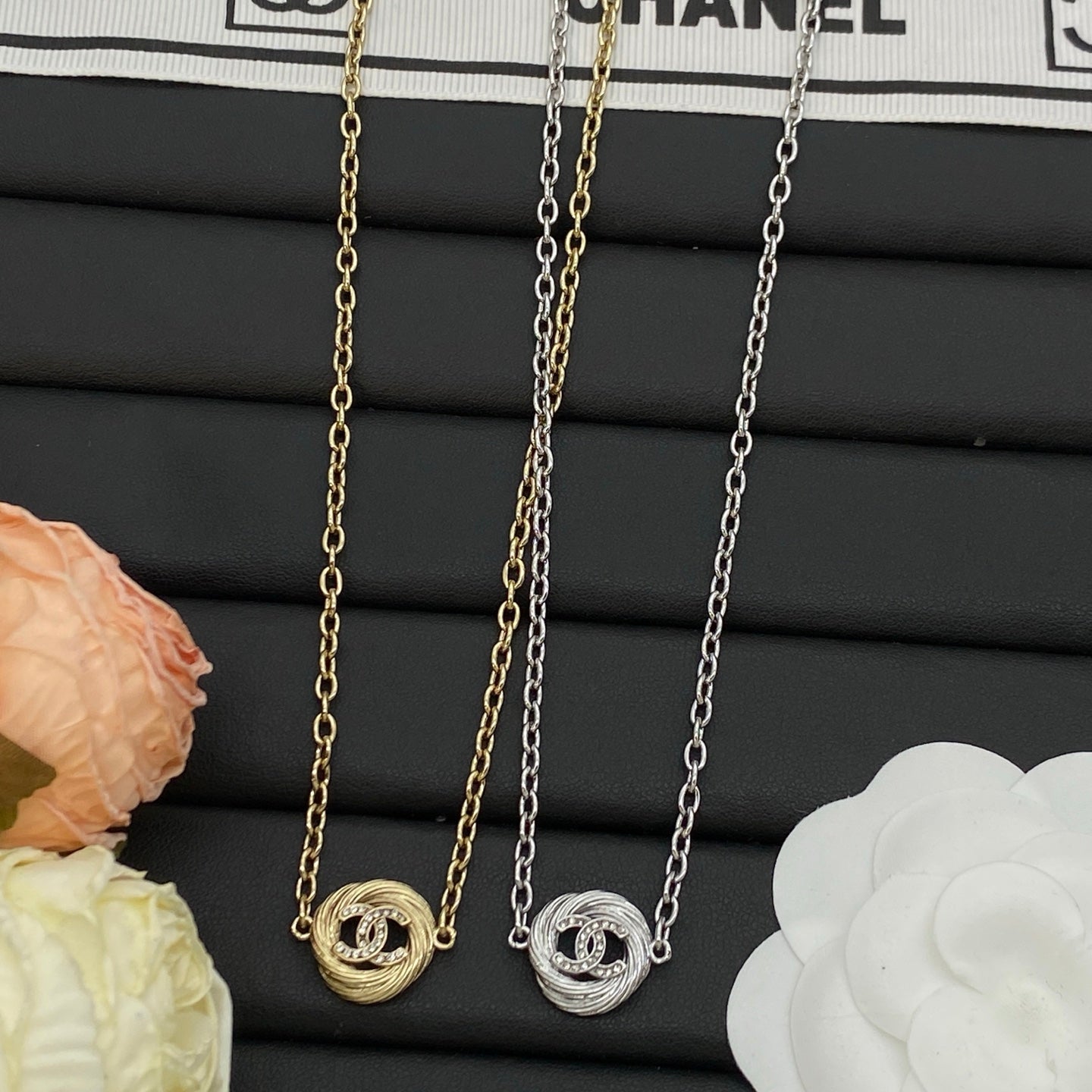 Swirl Knot Pendant Necklace – Gold & Silver Dual-Tone Chain Necklace