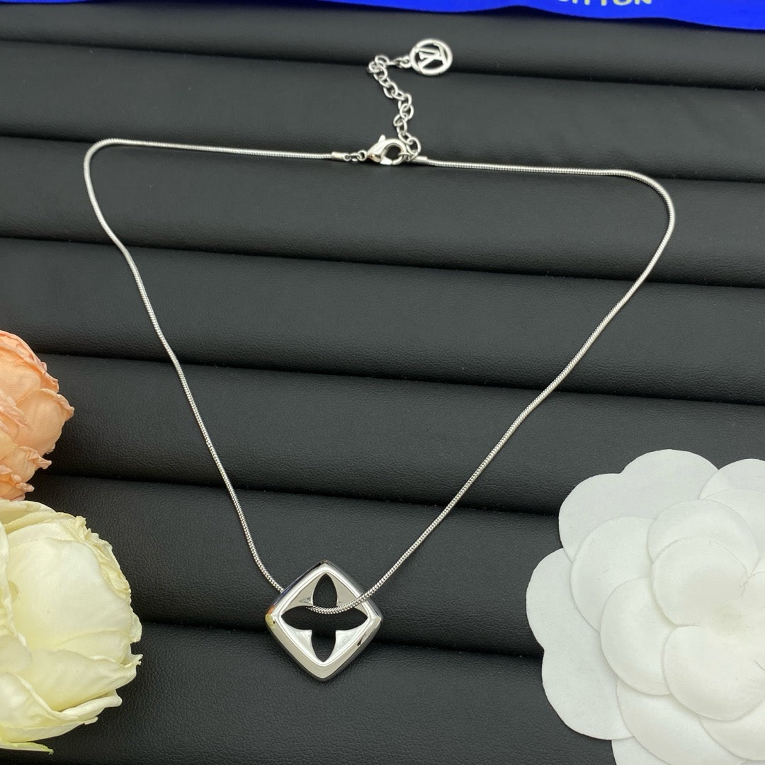 Hollow Four-Petal Flower Diamond Shape Pendant Snake Chain Necklace