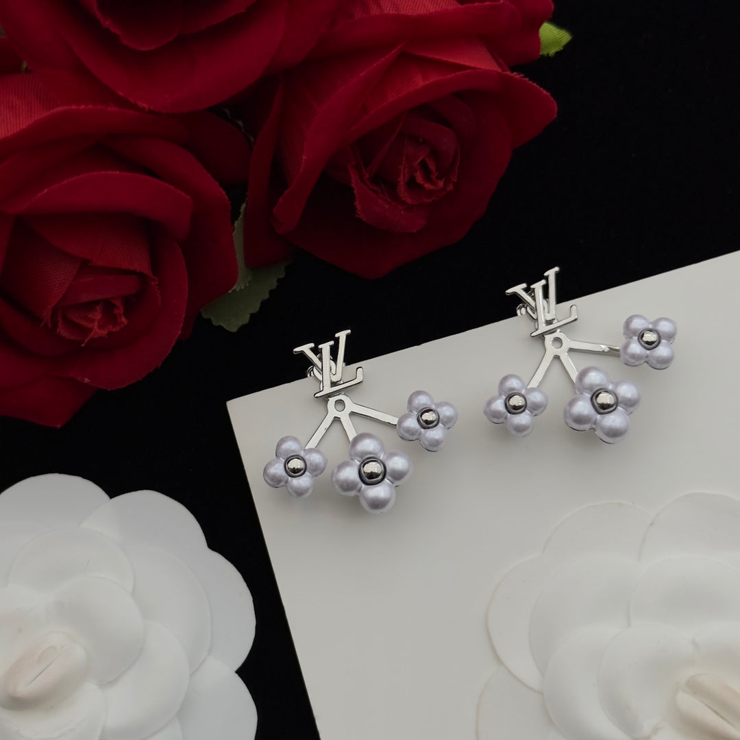 White Ceramic Flower & Logo Charm 3-Piece Set