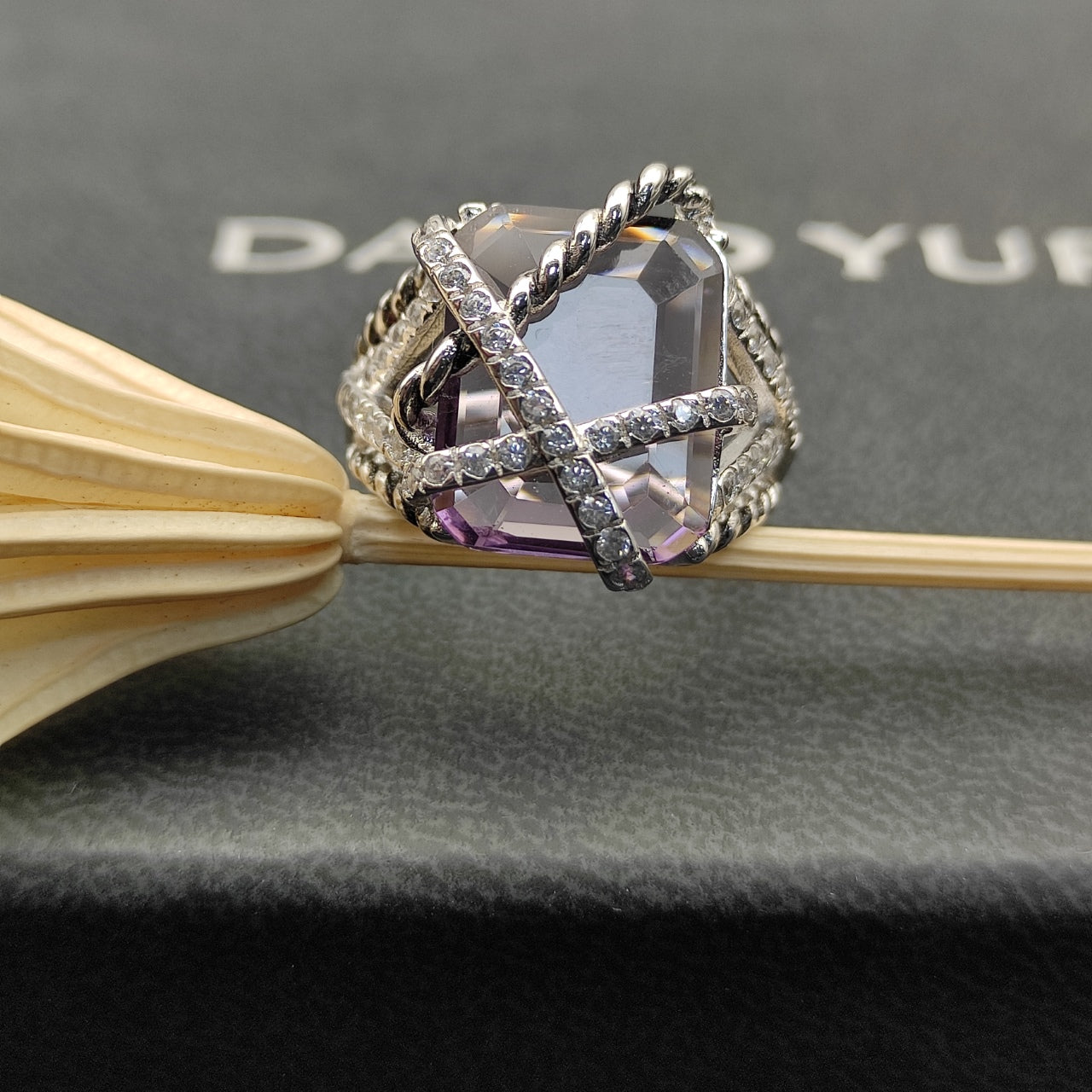 Cable X-Frame Cushion Crystal Set