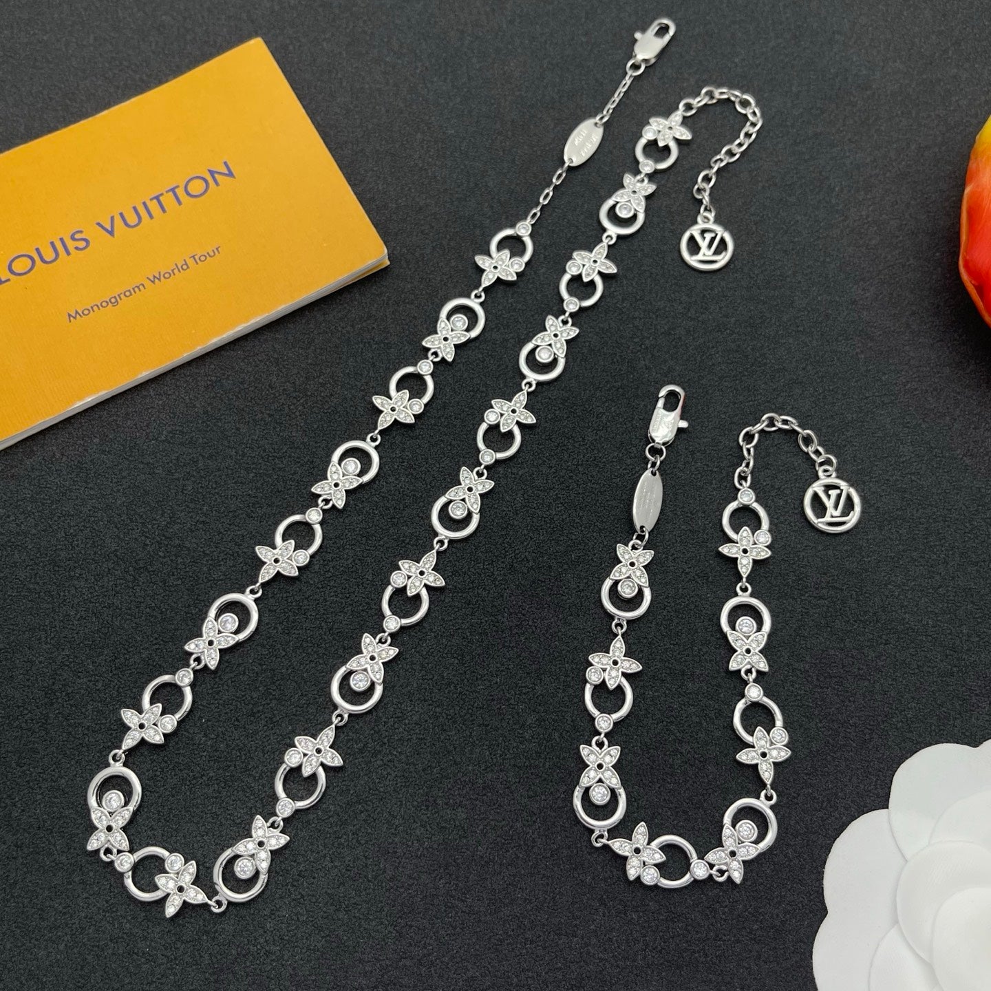 Pavé Floral & Open Circle Link Jewelry Set