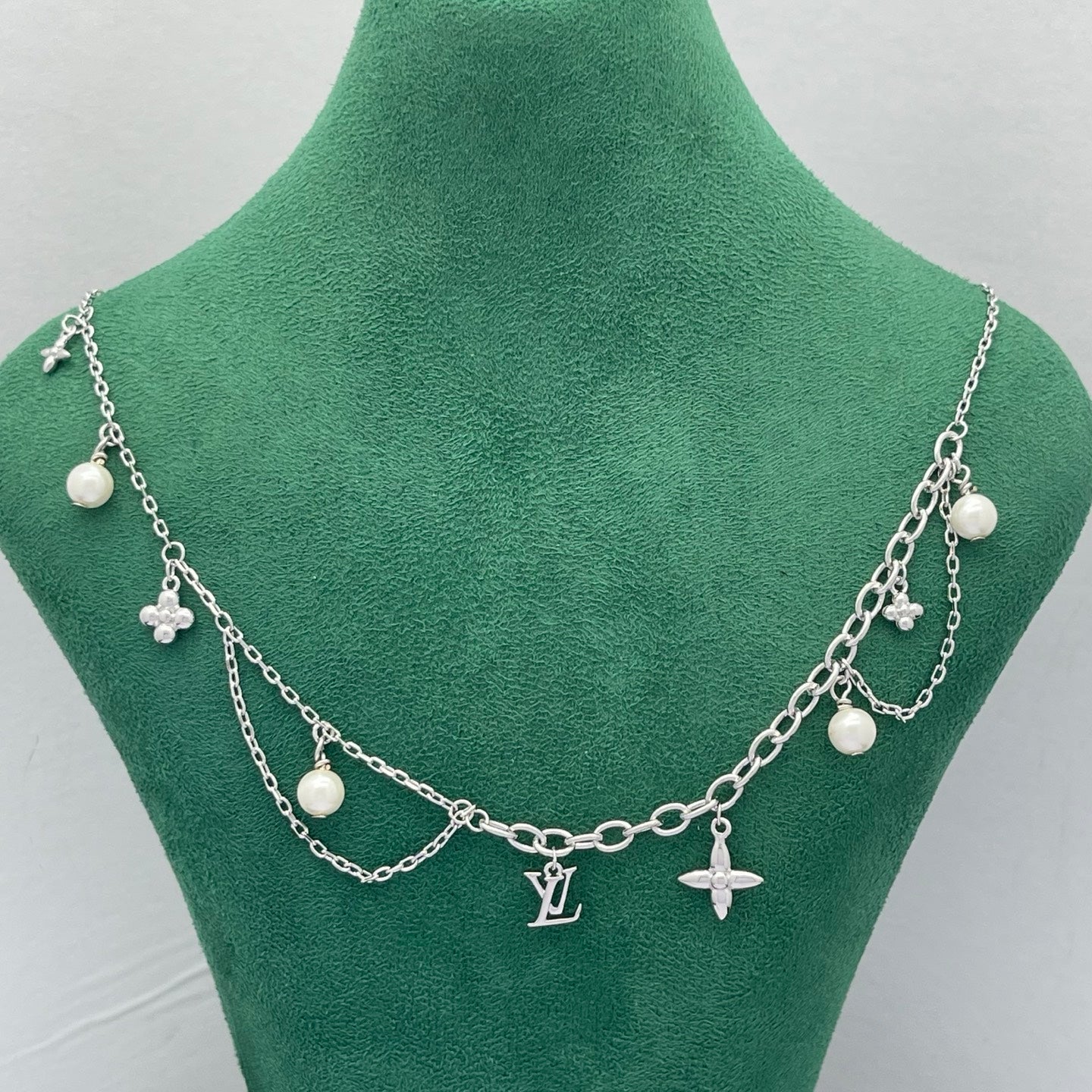 Pearl & Flower Charm Layered Chain Jewelry Set