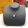 Mother of Pearl V-Shape Gold Chain Jewelry Set