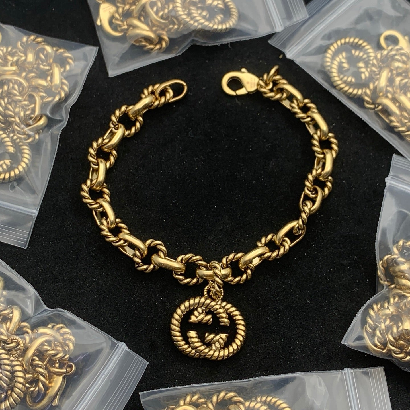 Chunky Braided Chain Logo Pendant Set