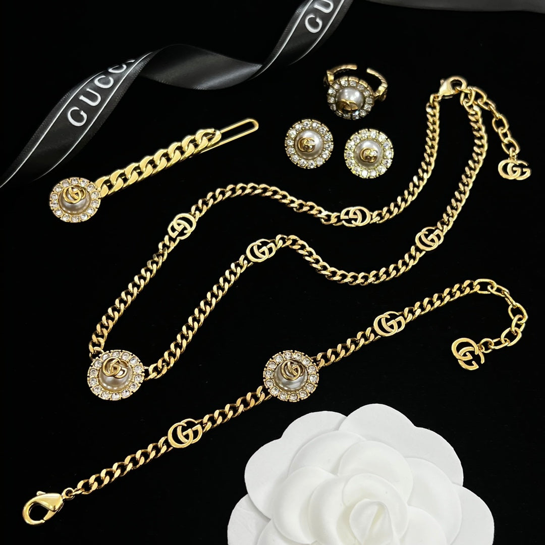 Luxury Pearl Rhinestone Halo Logo Full Jewelry Set