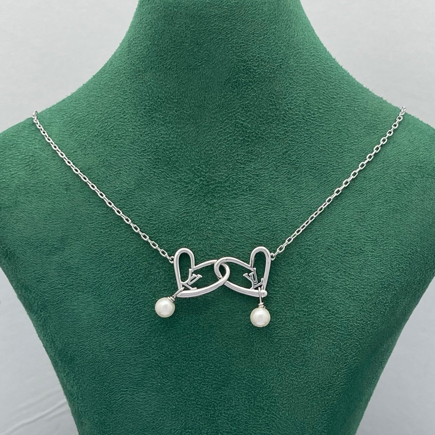 Love Letter Pearl Chain Set