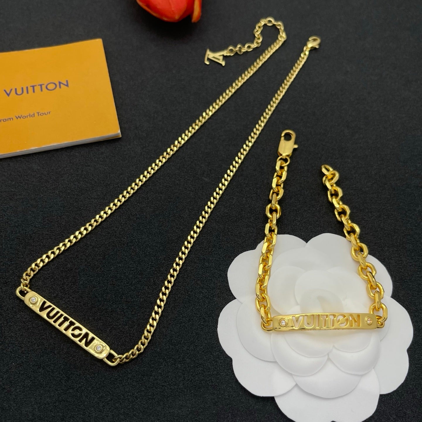 Logo Bar Curb Chain Necklace & Bracelet Set