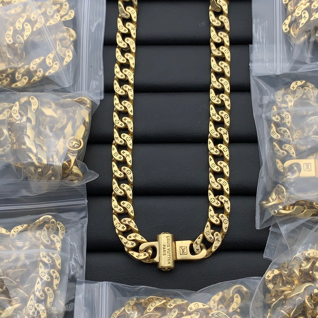 Bold Monogram Cuban Chain Set