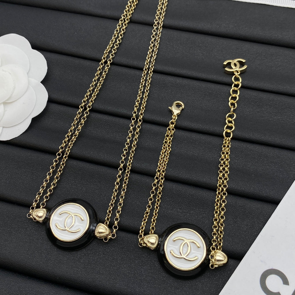 Black & White CC Round Disc Double Chain Necklace & Bracelet Set