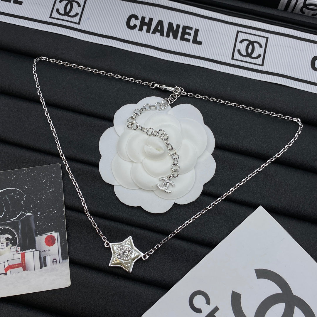 Puffy Star CC Crystal Pendant Necklace – Gold & Silver