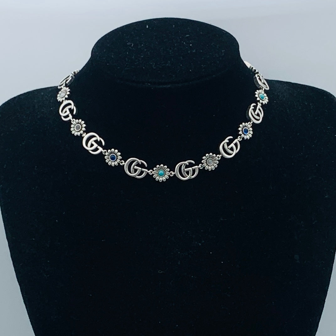 Vintage Daisy Logo Jewelry Set