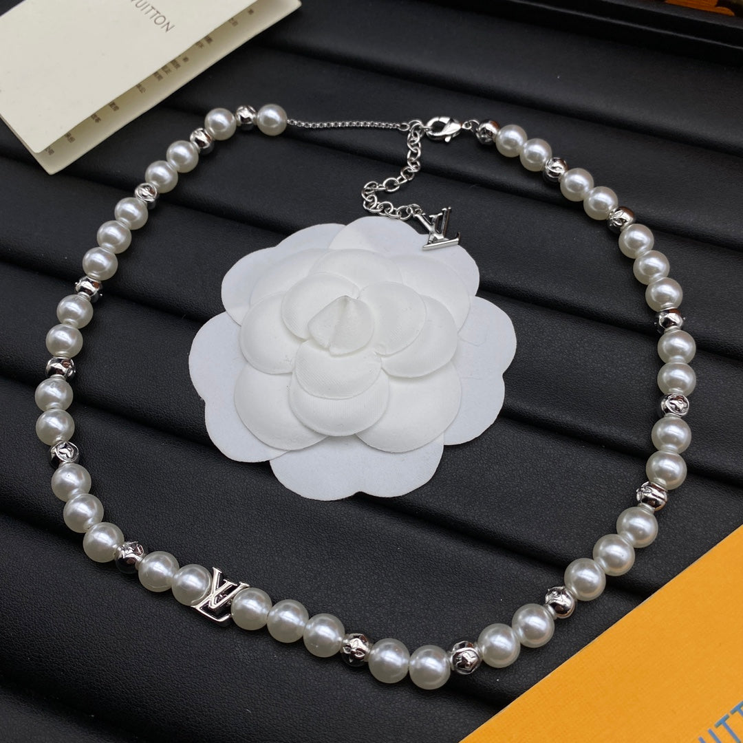 Faux Pearl & Gold Beaded Spacer Choker Necklace