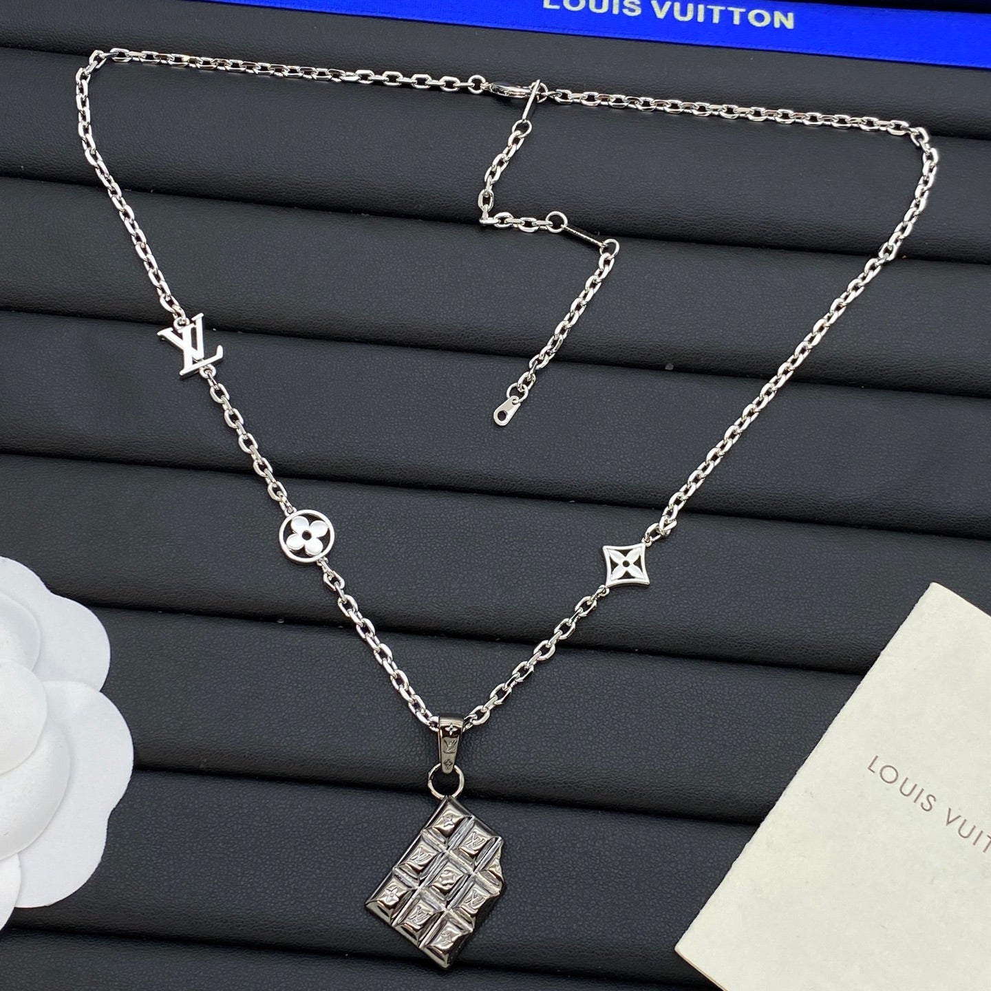 Embossed Grid Square Pendant Station Chain Necklace