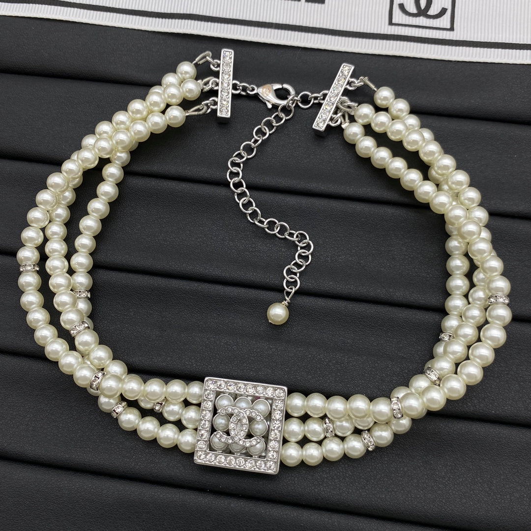 Triple-Strand Pearl CC Square Crystal Clasp Choker Necklace – Gold & Silver
