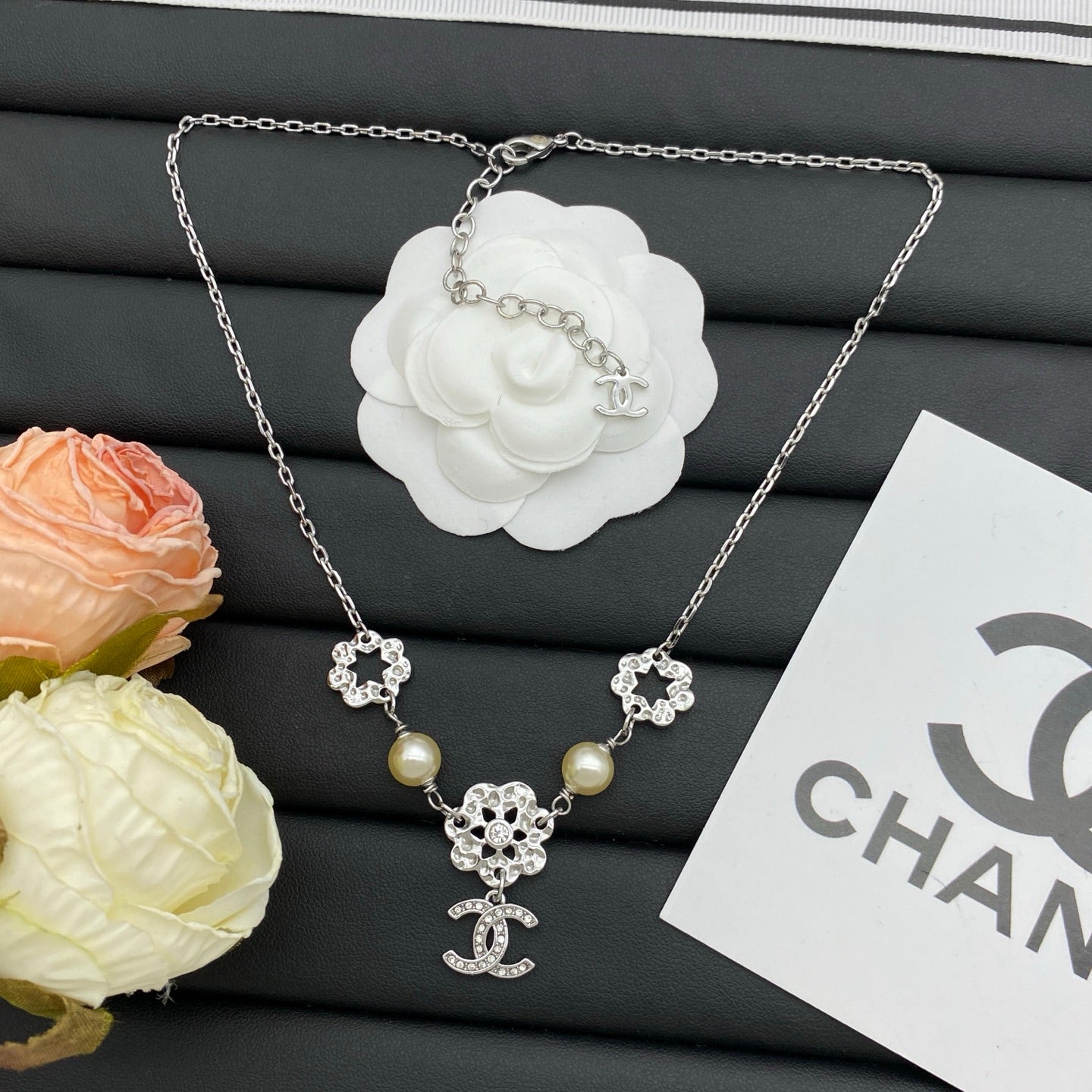 Floral Star & Pearl Drop Pendant Necklace with Crystal Charm – Gold & Silver