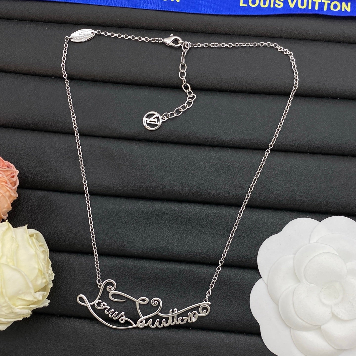 Custom Script Name Wire Pendant Necklace