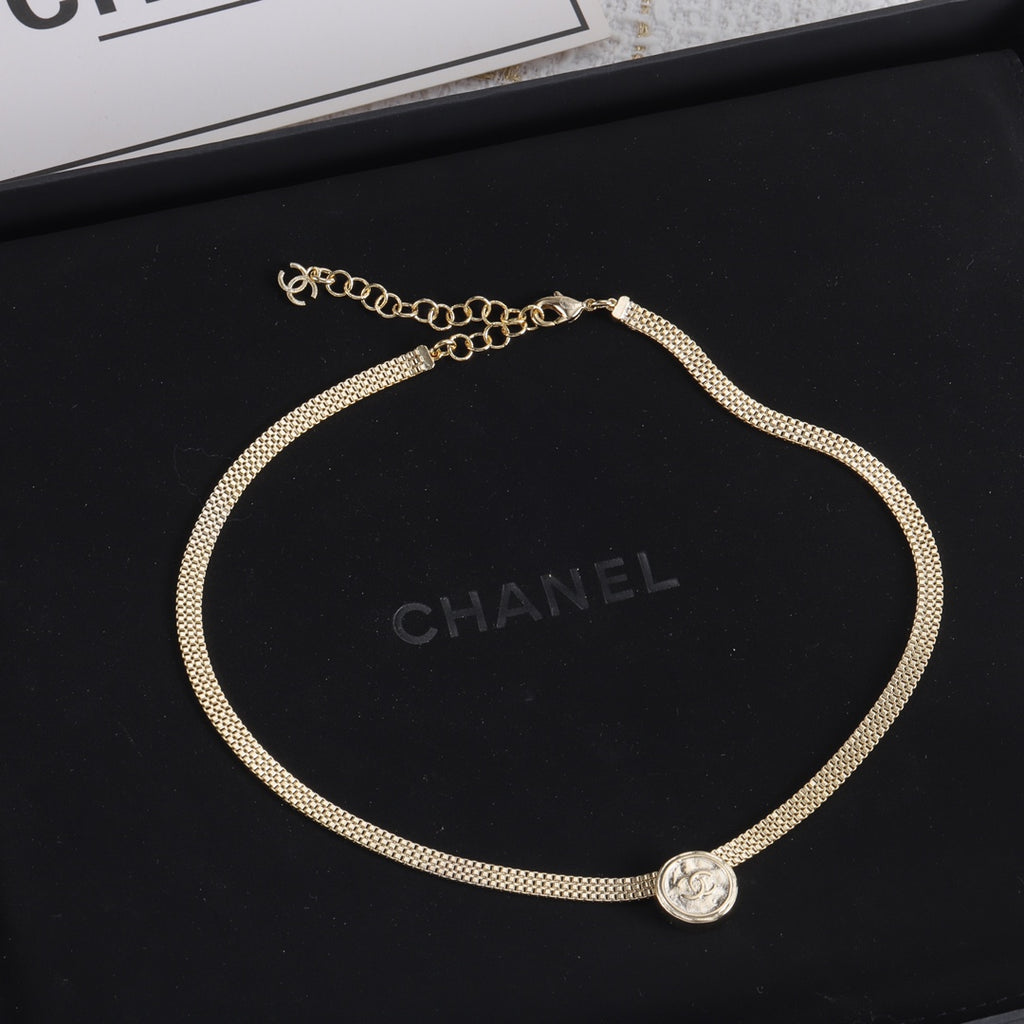 Gold Mesh Chain Coin Pendant Necklace & Bracelet Set