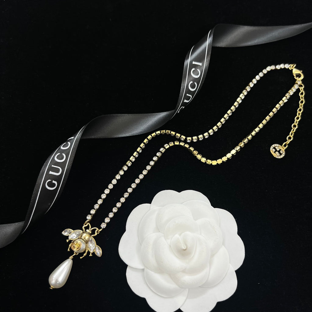 Vintage Crystal Bee Pearl Jewelry Collection