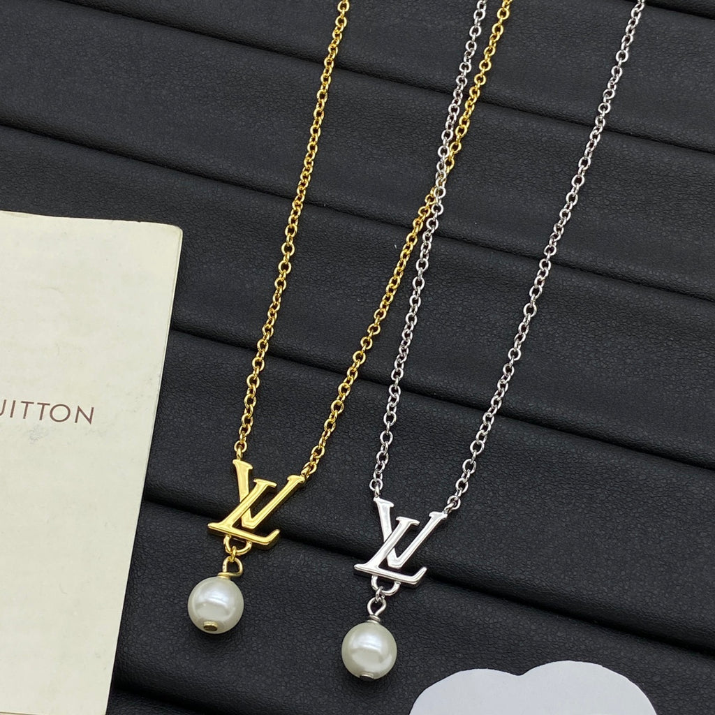 Initial Letter & Freshwater Pearl Drop Pendant Cable Chain Necklace