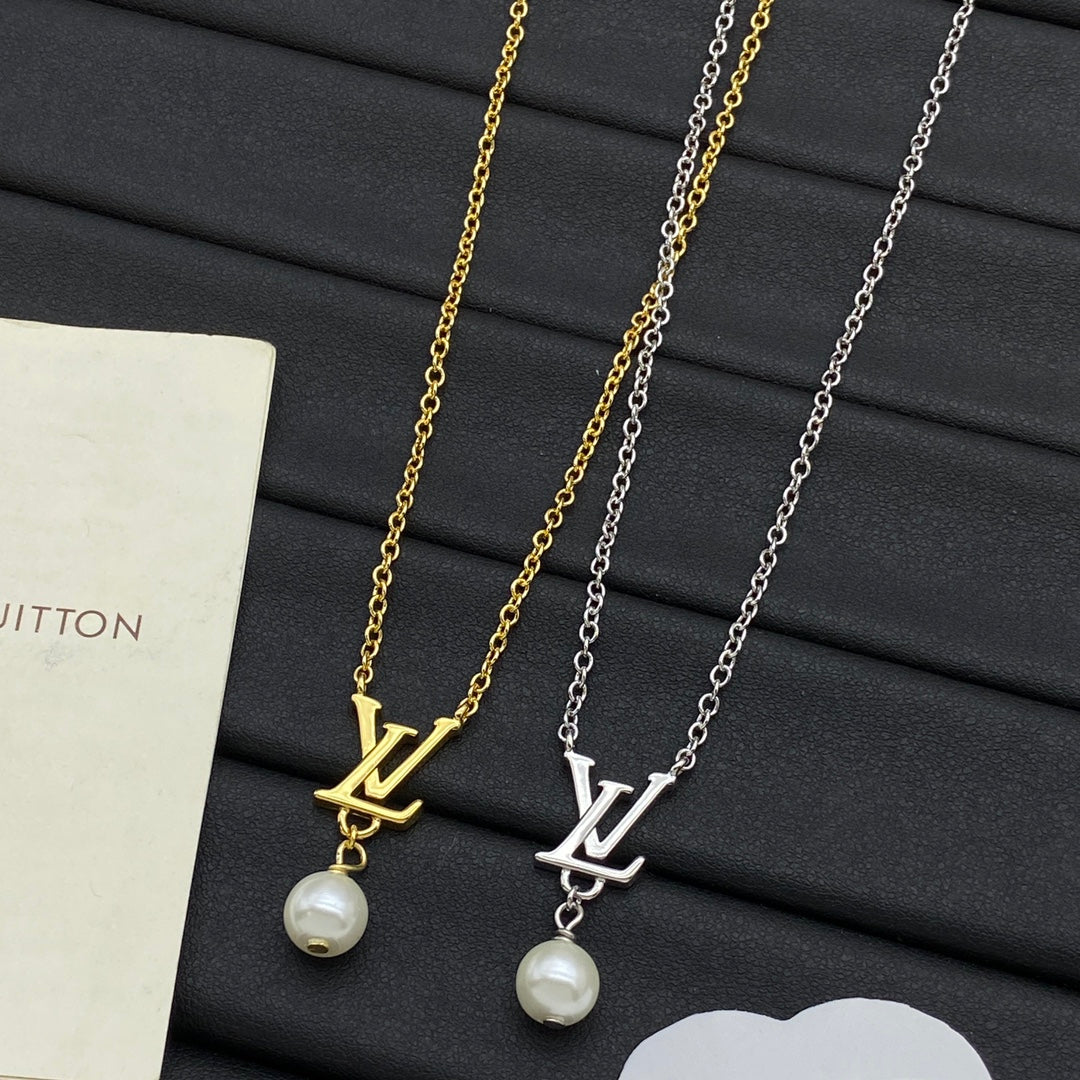 Initial Letter & Freshwater Pearl Drop Pendant Cable Chain Necklace