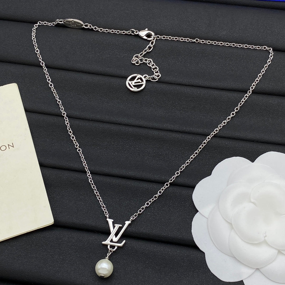 Initial Letter & Freshwater Pearl Drop Pendant Cable Chain Necklace