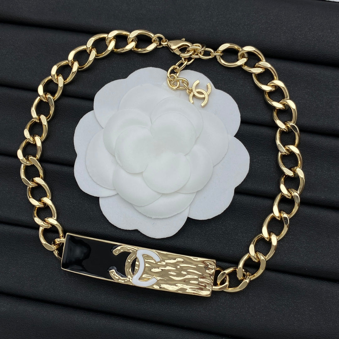 Black Enamel ID Bar CC Logo Chunky Curb Chain Bracelet – White & Pink CC